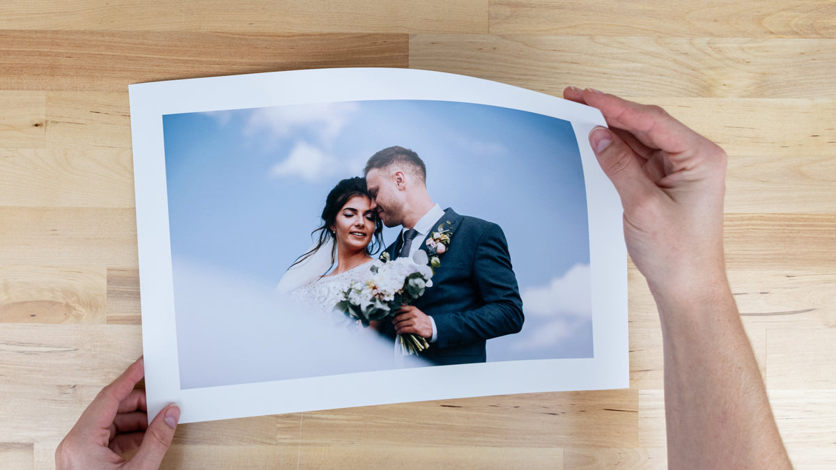 How to Choose Between Canvas Prints and Photo Prints?